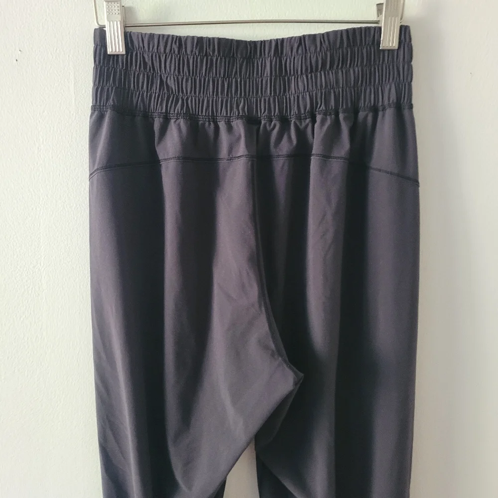 Lululemon Sun Setter Jogger GUC 28